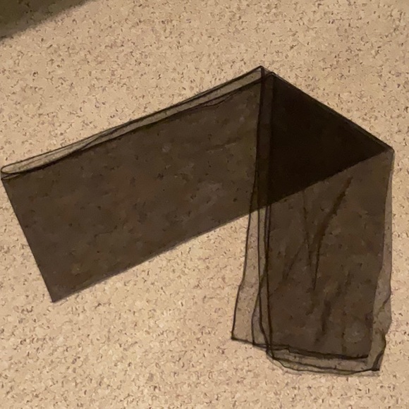 NWOT stunning long sequinned gown - Picture 6 of 6